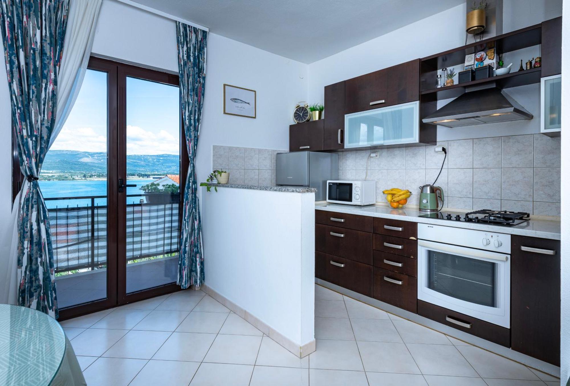 Apartments Bellezza โตรกีร์ ภายนอก รูปภาพ